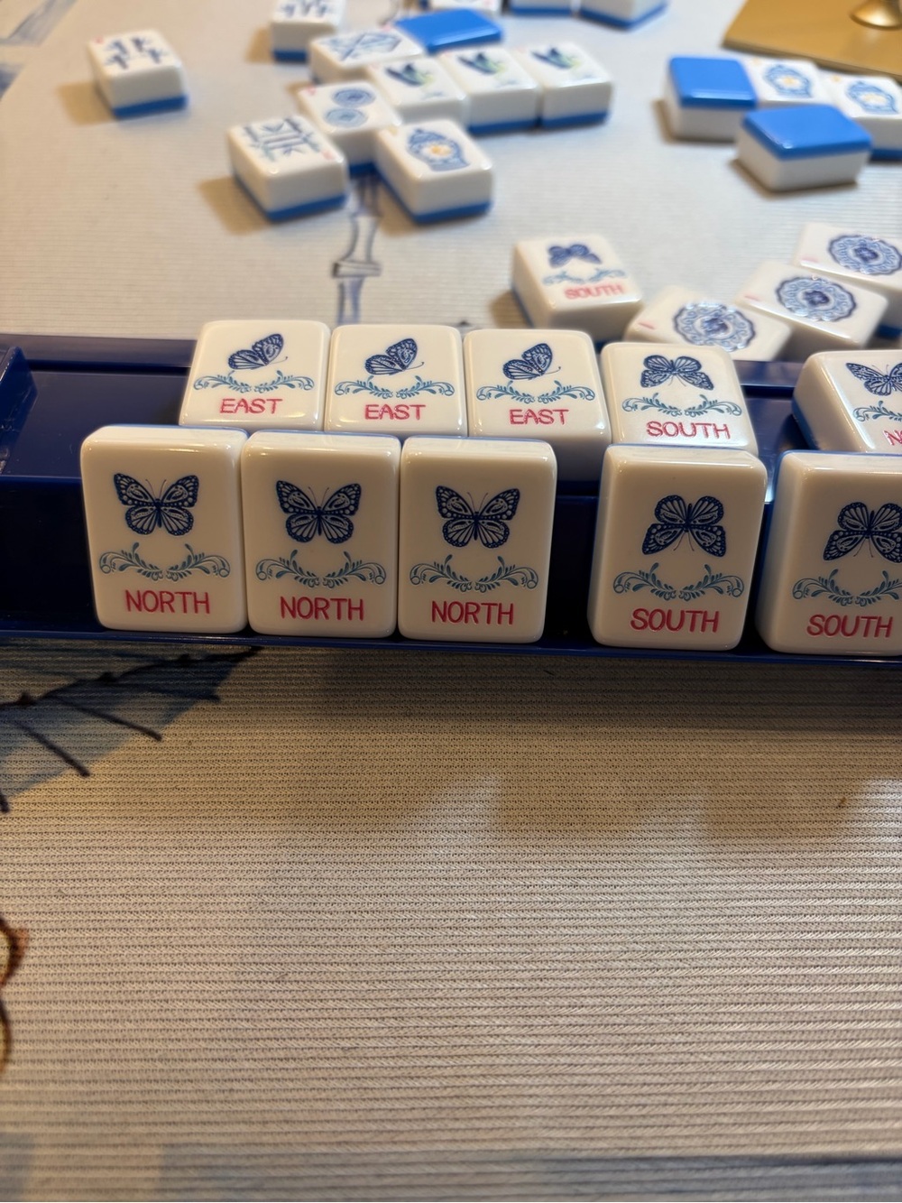 Mahjong set 160 tiles  Comes with blanks. Lovely Blue and white Chinoiserie - Picture 2 of 12